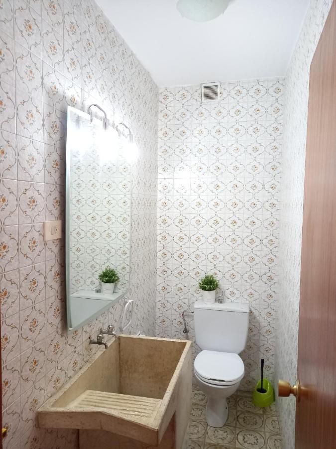 Piso Amplio A 100 M De La Playa Apartment Фос Екстериор снимка