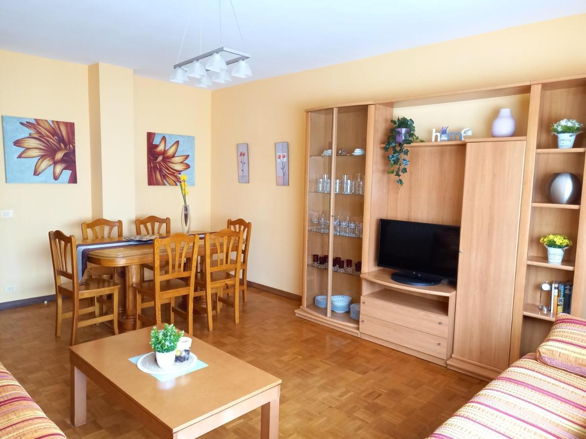 Piso Amplio A 100 M De La Playa Apartment Фос Екстериор снимка